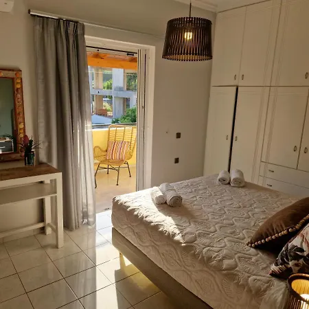 K For Karavomilos * 凯法米洛斯