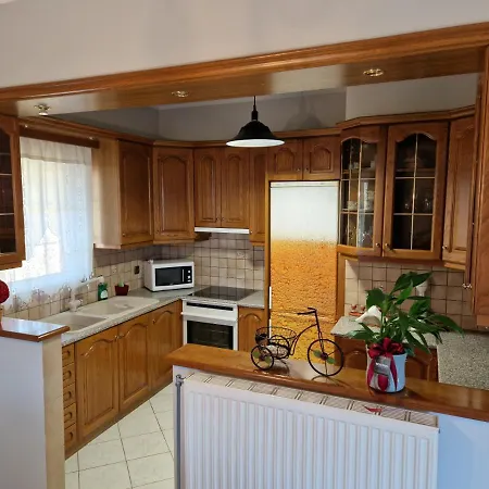 Apartment K For Karavomilos